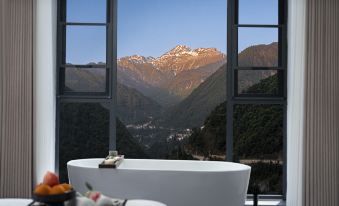 Moyun Yunxia Bieyuan Hot Spring Homestay (Moxi Ancient Town Branch)