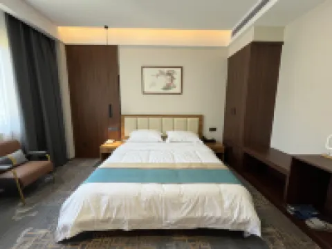 Qimen Dongjinghe B&B
