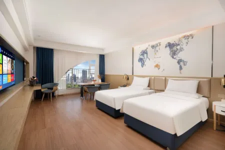 Kyriad  Marvelous Hotel Shenzhen International Low Carbon City Subway Station Отели рядом с достопримечательностью «Caiyun Gymnasium»