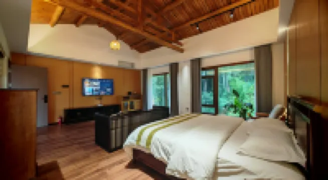 Zixi Lingshang Taoyuan Shanling Countryside Homestay