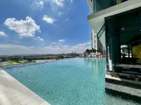 Dreamy Sunsuria Forum Homes-Setia City Mall and Setia City Convention Centre/NIH/TopGlove/Kossan - Infinity Pools