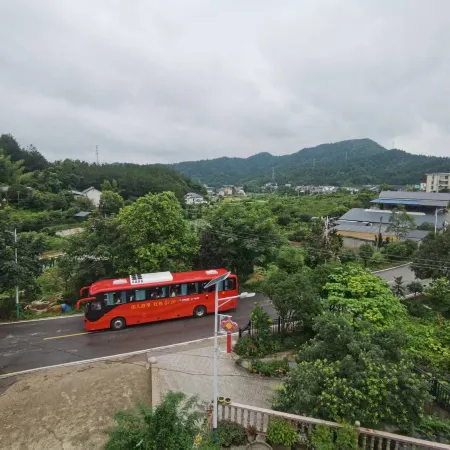 Tianfu Homestay (Former Residence Scenic Area)