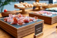 Mesón Castilla Atiram Hotel - sarapan