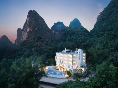 Dream Residence Yangshuo Hot Spring Resort Hotel (Ten Mile Gallery Yulonghe Branch)