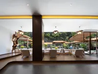 รีสอร์ทบิเพิงซีซั่นสปริง - ที่มีฟิตเนส