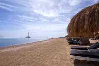 Ali Pasha - Beach