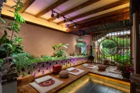 Xiyuan Homestay (Weishan Ancient City)