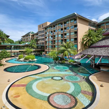 Novotel Phuket Vintage Park Resort
