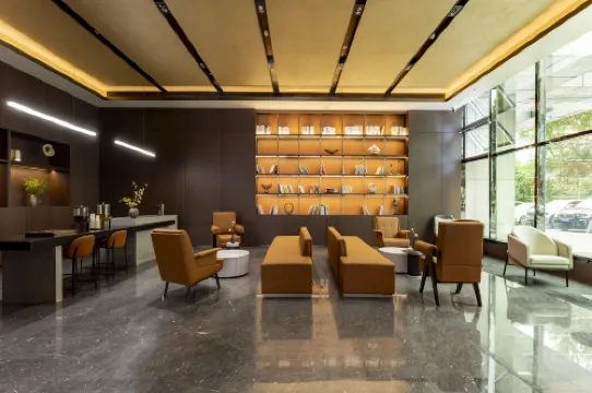 Changchun Spring Hotel (People's Square Changchun Railway Station Branch)