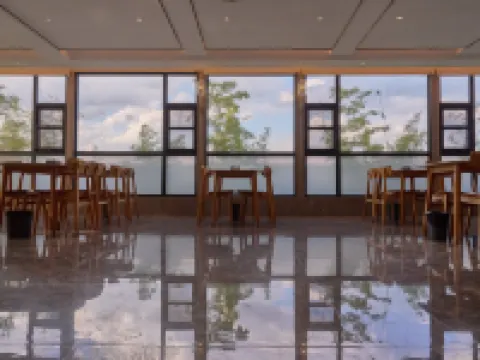 萬山紅酒店(禹州中華葯城店) 禹州酒店