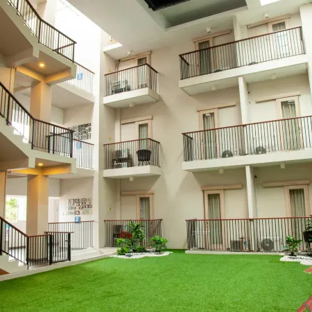 Boss Legian Hotel Powered by Archipelago Отели рядом с достопримечательностью «Пляж Дабл-Сикс»