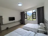 Qimeng Mountain Lodge