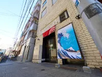 Yokohama Chinatown 3 min walk / Motomachi & Nihon-Odori Station 5 min walk / Cabin-style rooms Hotels in 