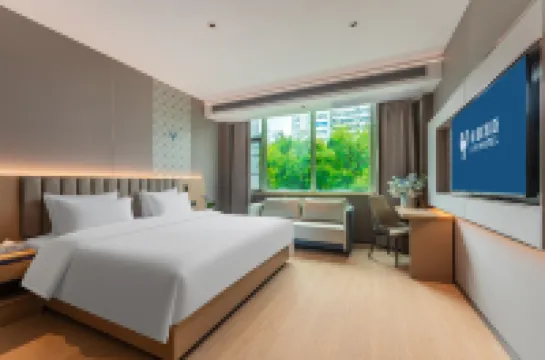 Liyi Hotel (Ganzhou Jiangnan Songcheng Historical Cultural Tourism Area Bubugao Square) Hotels in 