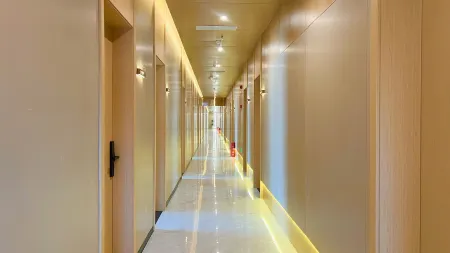 Aji Self Service Hotel Отели рядом с достопримечательностью «Sichuan University of Arts and Sciences (Lianhu Campus)»