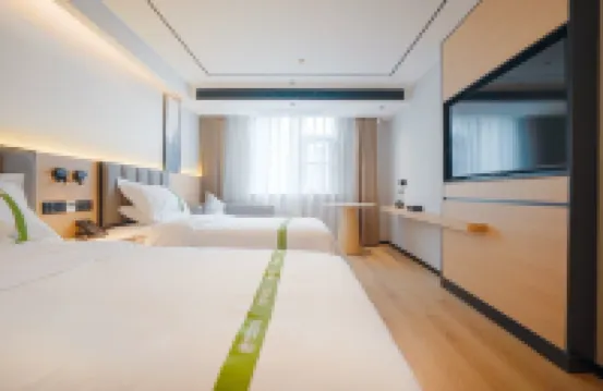GreenTree Inn Express Hotel (Lingbi Luohe East Road Lady Shopping Plaza)