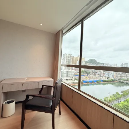Huiyue Qianxi Hotel