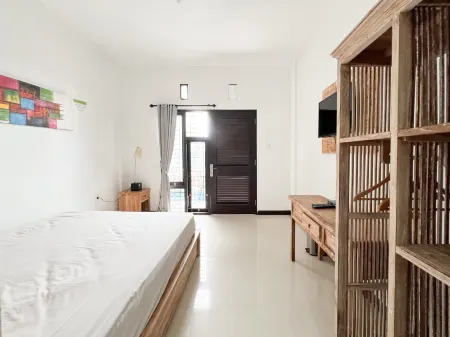 Kanha Homestay near Pantai Pandawa RedPartner