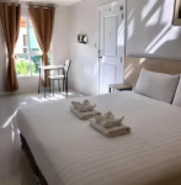 미 앤 트리 빌라 암프 카엥코이 호텔