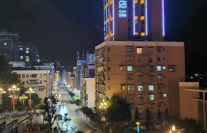 Huangjia Hotel