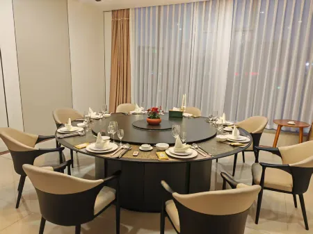 iya Hotel Отели в г. Дяобиншань