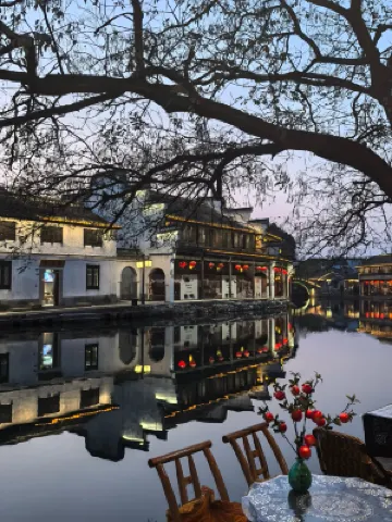 潯書坊・InkRiverside・臨河設計師民宿（南潯古鎮景區內百間樓店）