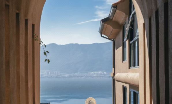 | HolidayVilla Cliff Sea View Guesthouse | holidayVilla