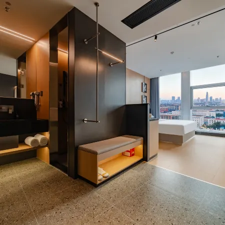 FF Designer Hotel(Zhengwu District Swan Lake Wanda Branch)