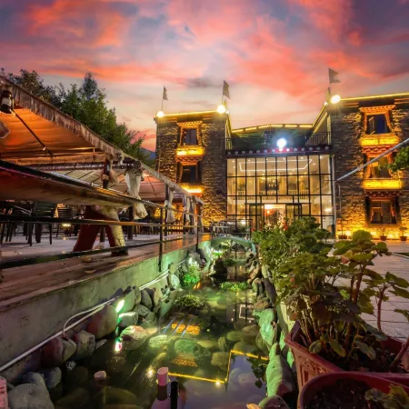Danba Countryside Mountain Resort