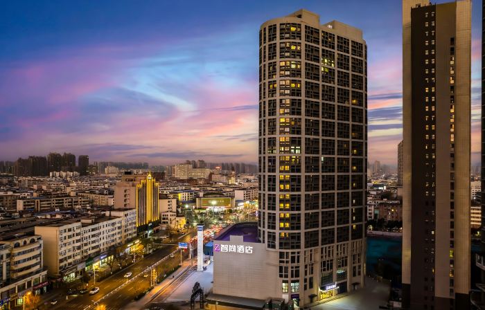 Zhishang Hotel (Luohe Renmin Road Changjian Plaza)