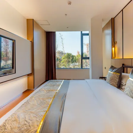 Longjing Yingxiang Homestay Collection (Qianshan Xuehu Store)