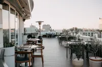 Renaissance Izmir Hotel