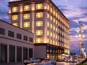 โรงแรม ไลท์ ลักซ์ชัวรี่ ฟูเทียนไฮ ฮอลิเดย์