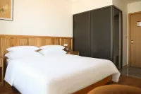 Tonghai Sunshine Guesthouse - 2-Star