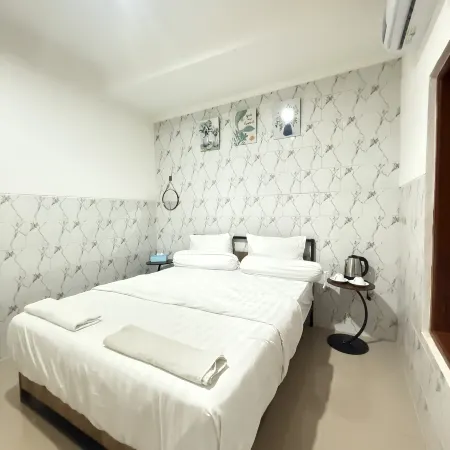 Private Room In Bali Near Sanur Beach Отели рядом с достопримечательностью «Пляж Пенджембак»