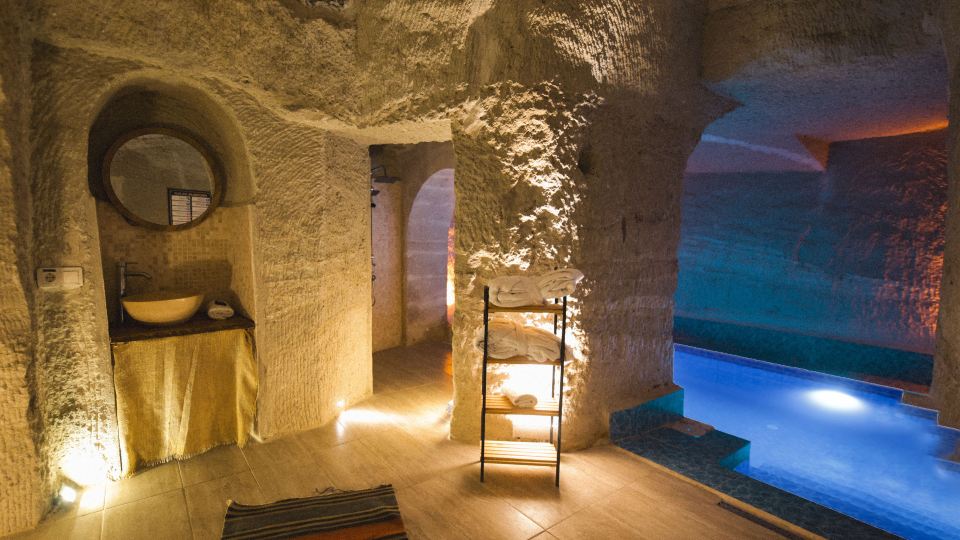 My Cave Suites