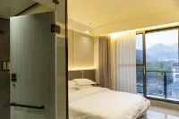 Orange-Scented Villa - New