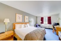 Capital O Amerihost Inn and Suites Fulton Hwy 54 MO