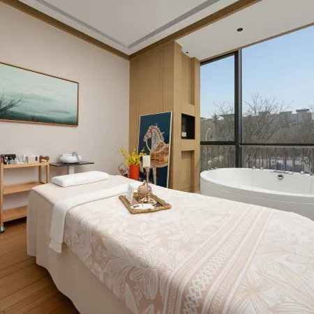 Himalayas Qingdao Hotel