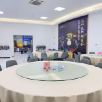 โรงแรมบ่อน้ำพุร้อนซ่างจิ่นกวนหลาน