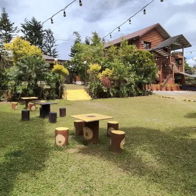 Piña Colina Resort Hoteles cerca de Parque Recreativo Picnic Grove