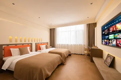Dunhuang Half Pillow Xingchen Homestay (Mingsha Mountain and Crescent Moon Spring Scenic Area) โรงแรมใน