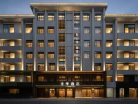 โรงแรม JI (จัตุรัสปาอี หนานชาง ห้างอู่ซ่าง) โรงแรมใกล้Dinggong Road North