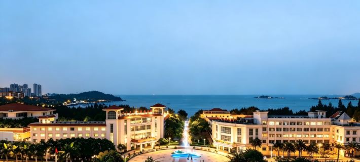 Jinsha Hotel (Jinsha Building, Guwenchang Cadre College Service Center) Hotels in Dongshan County