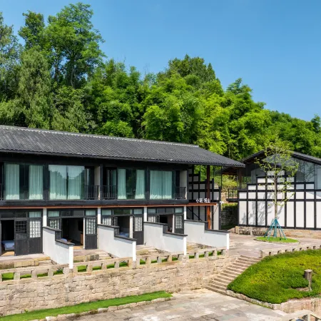 Li Family Courtyard Homestay in Zhongxian County