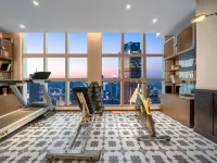 Chongqing Jiefangbei Hongya Cave Houju High-altitude River-view Hotel Hotels in Chongqing