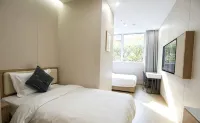 Extraordinary Travel Hotel - 2-Star