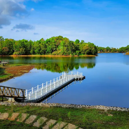 Sofia's Lake Resort