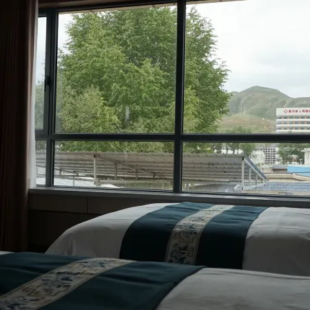 Xiahe Sunset Inn