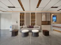 Lavande Hotel linyi Hedong Wuyue Plaza lanava Ancient City - جديد